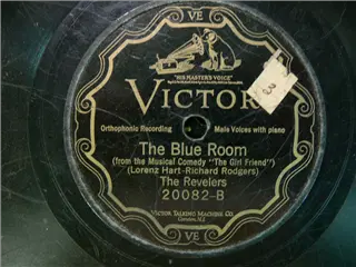 small_victor 20082 b.webp